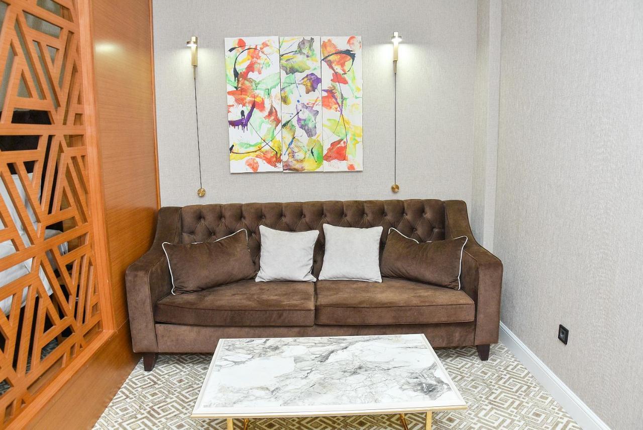 Ramada By Wyndham Turkistan Hotel Buitenkant foto