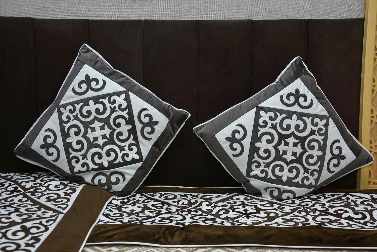 Ramada By Wyndham Turkistan Hotel Buitenkant foto