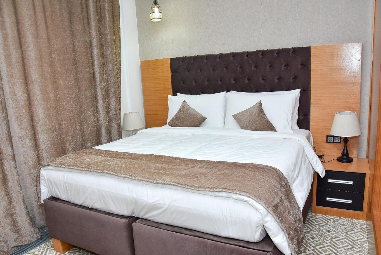 Ramada By Wyndham Turkistan Hotel Buitenkant foto